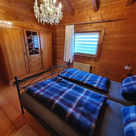 Apartament Holzkastl *