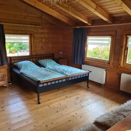 Holzkastl *