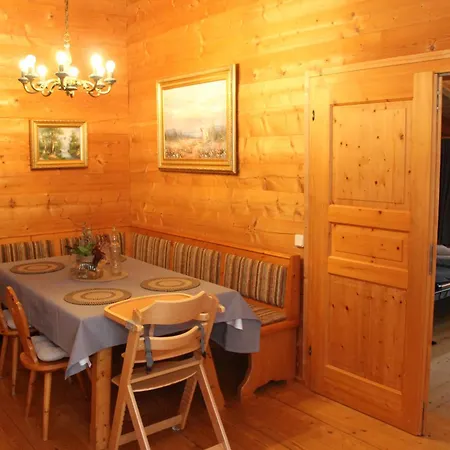 Appartement Holzkastl *